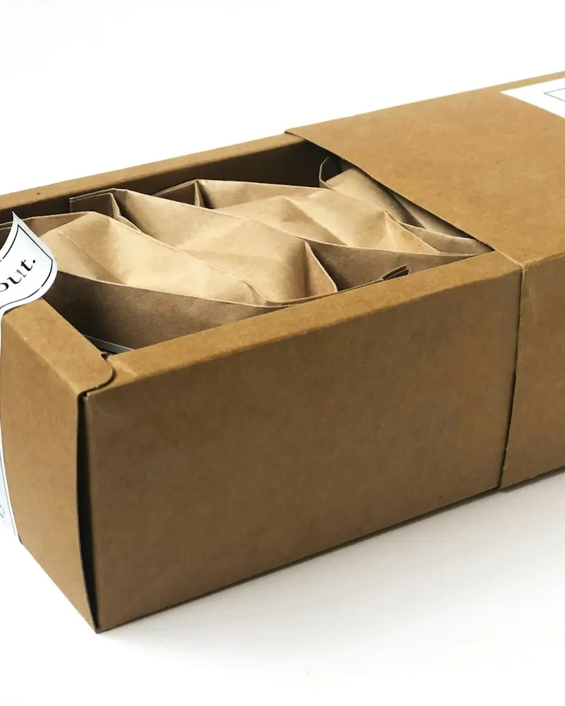Hộp giấy carton màu nâu